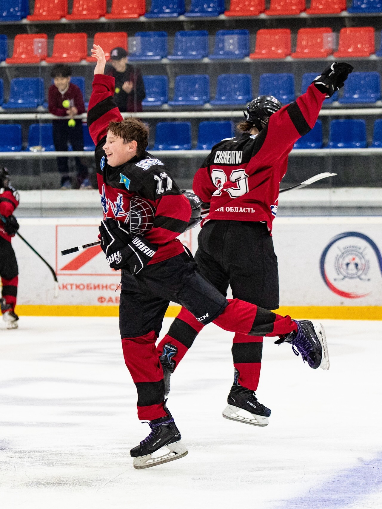 Победные кадры матча плей-офф «Актобе–2012» vs «Металлург-2012» через объектив